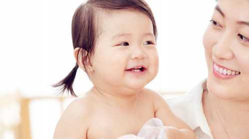 2023北大深圳医院试管婴儿费用明细分享，三代供卵价格表_输卵管不孕